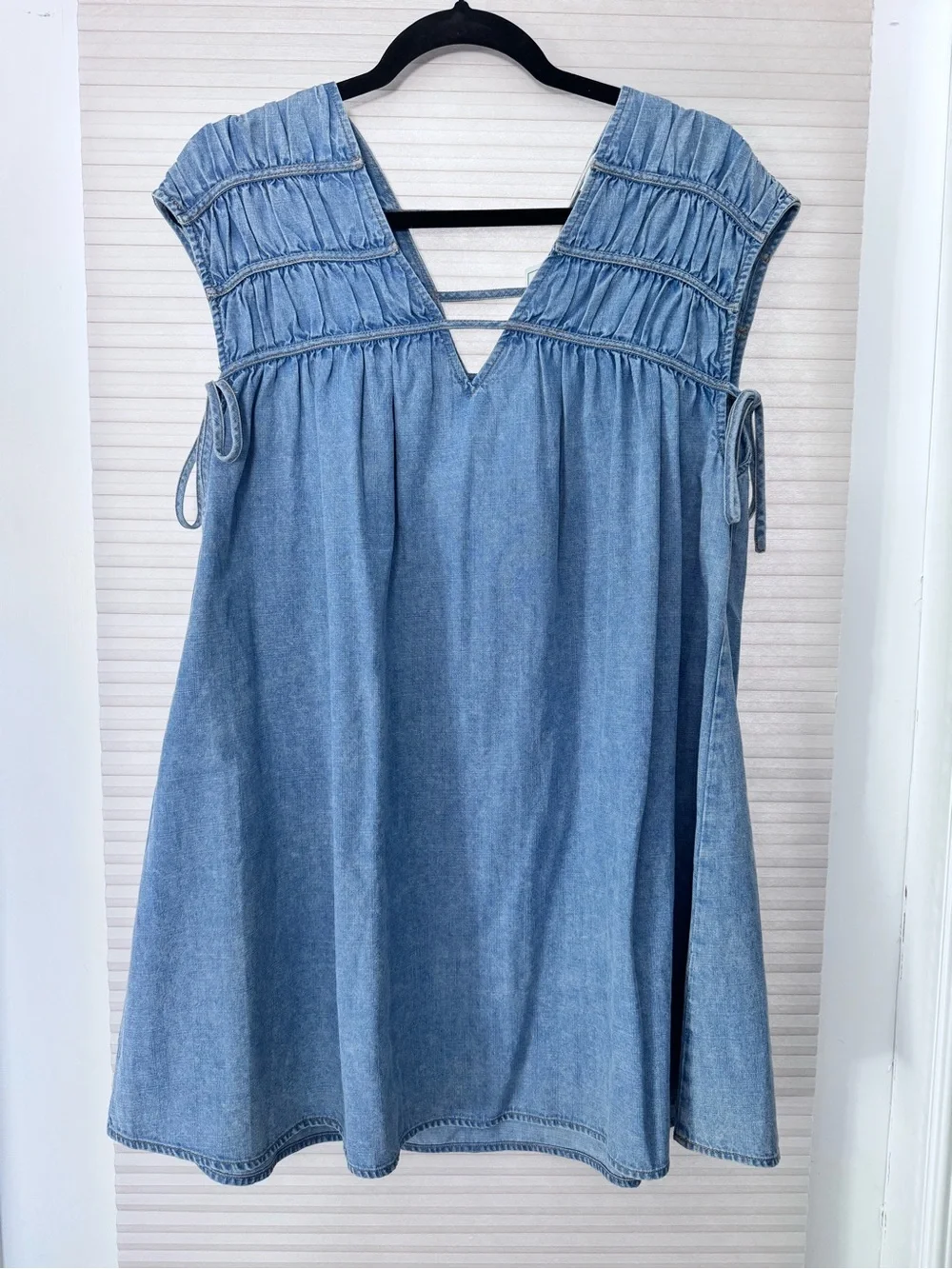 π Chambray Babydoll Mini Dress β Effortlessly Chic π CUTE!!!! NWT small - Picture 2 of 3